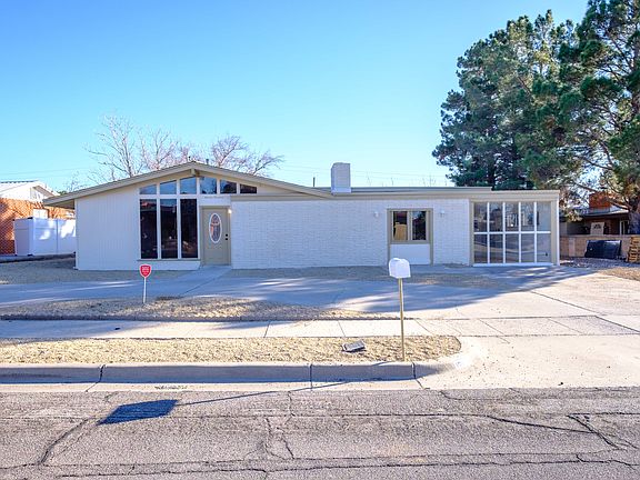 2nd image of 1600 Camino Del Rex