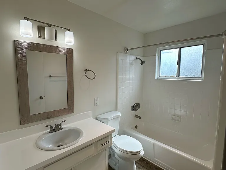 4221 4th Ave — Photo 24