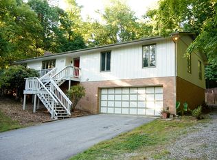 678 Merry Hills Dr, High Point, NC 27262