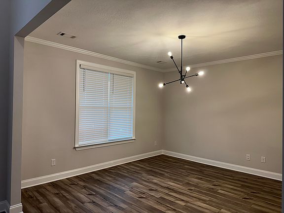 2nd image of 893 Lillian Park Drive