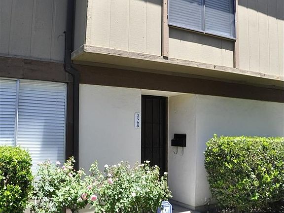 5th image of 3568 Larchmont Square Ln