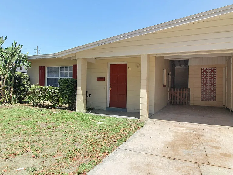 119 Krueger St — Photo 2