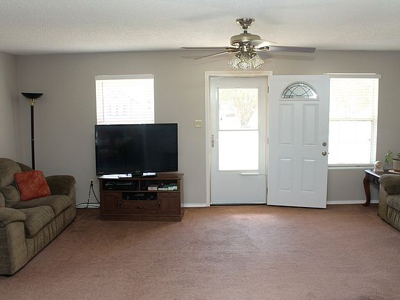 5th image of 14025 Baucum Dr