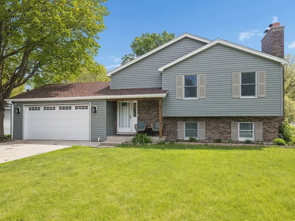 146 Feece Dr, Batavia, IL 60510