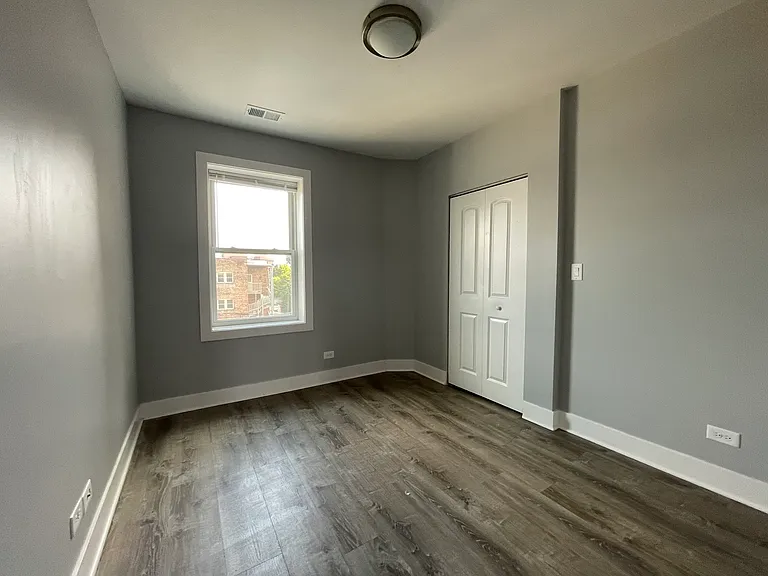 722 N Austin Blvd #1E — Photo 7
