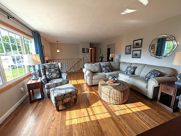 4th image of 104 Sherwood Dr