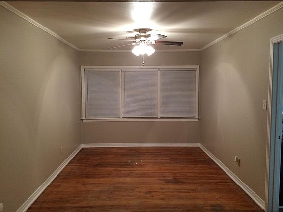 4th image of 401 W Carolanne Blvd #1