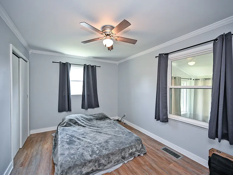 409 Glenn St — Photo 27