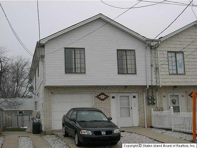 1st image of 219 Netherland Ave