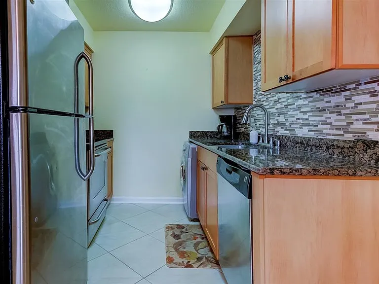 5092 Beach Dr SE #A — Photo 10