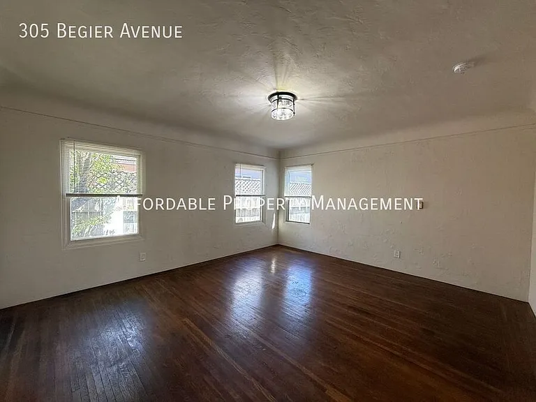 305 Begier Ave — Photo 16