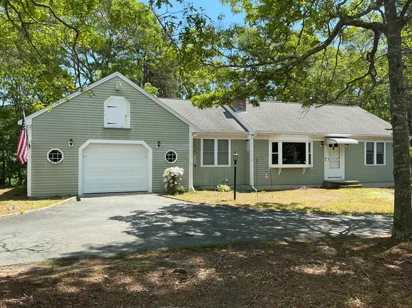 434 W Yarmouth Road, West Yarmouth, MA 02673