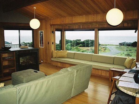 3rd image of 36890 Green Cove Dr