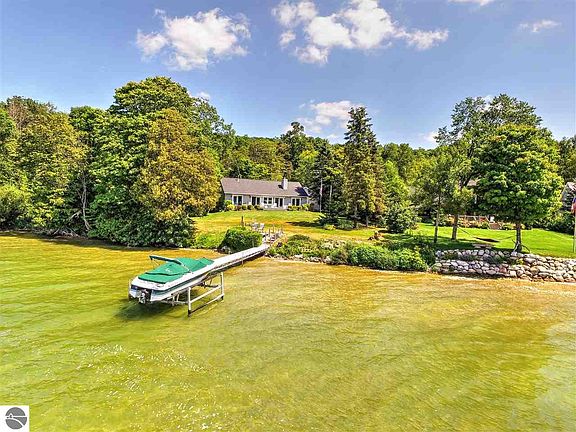2nd image of 6380 S Lake Leelanau Dr