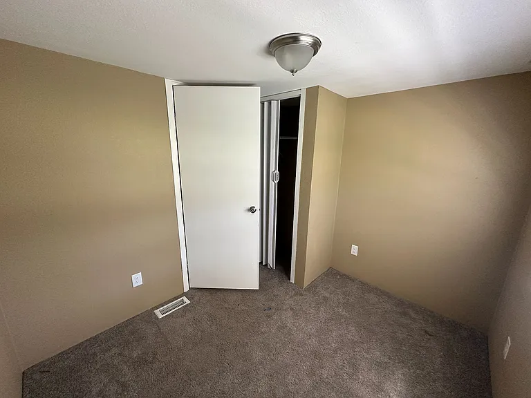 1111 N Point Lonesome Rd #4A — Photo 3