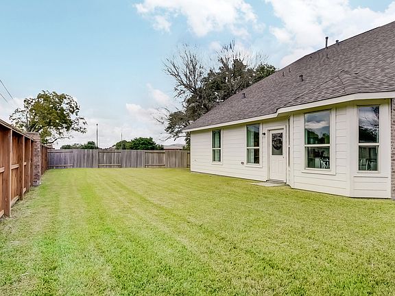 Spacious backyard