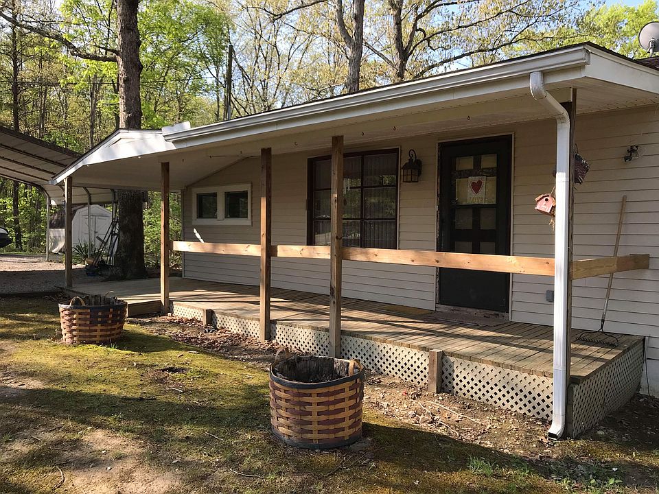 Porch is handicap accessible