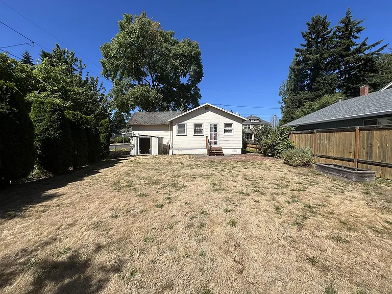 6906 N Newcastle Ave — Photo 33