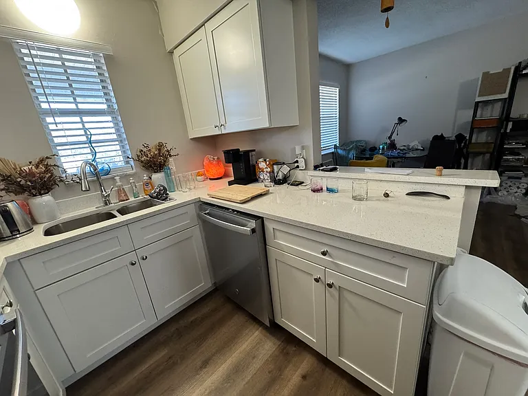 330 45th Ave S #9 — Photo 10