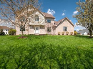 5142 Golden Hill Ct, Greenwood, IN 46143