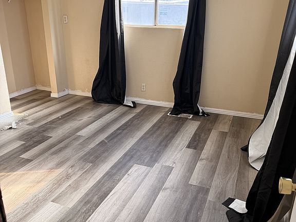 5th image of 310 W 2nd St #401