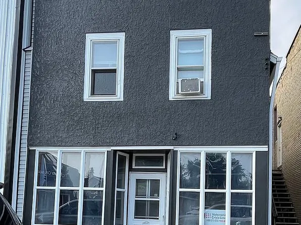 28 Main St W, Richmond, MN 56368