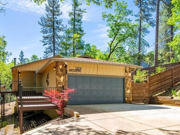 3201 Hume Glenn Dr, Placerville, CA 95667