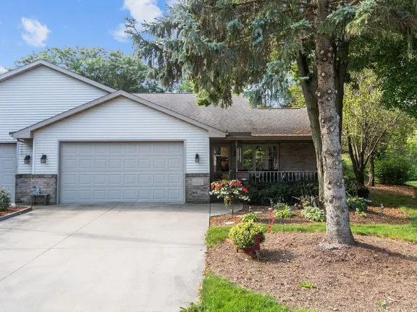 W5113 Natures Way Dr, Sherwood, WI 54169