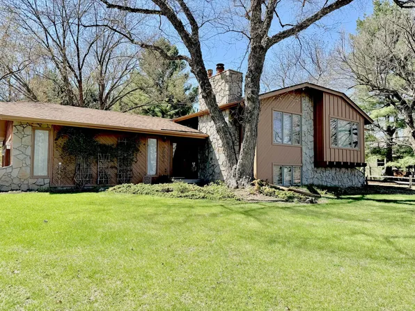 7864 Demontreville Trl N, Lake Elmo, MN 55042
