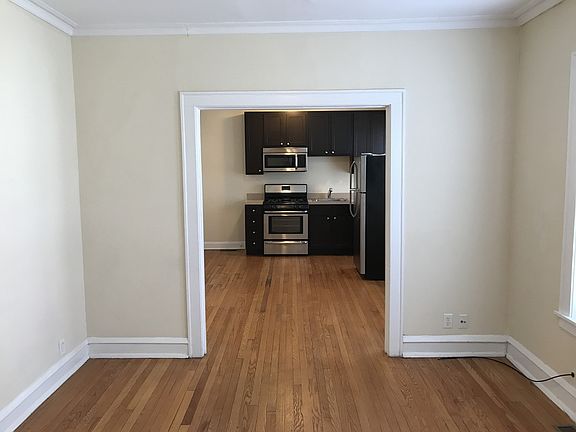 2nd image of 4029 N Monticello Ave APT 3E