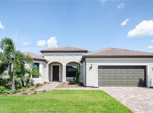 11757 Bowes Cir, Fort Myers, FL 33913