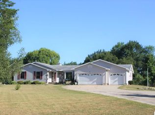 6000 Stimson Rd, Eaton Rapids, MI 48827