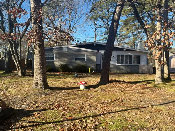 9 Santa Clara Trl, Browns Mills, NJ 08015