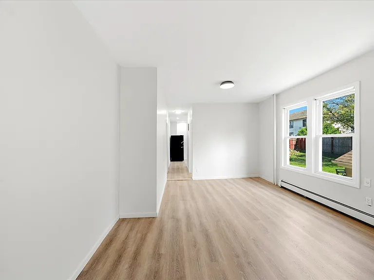 246 Stone Ave #1 — Photo 10