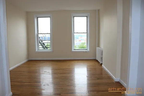 Rented by aptsandlofts.com | media 16