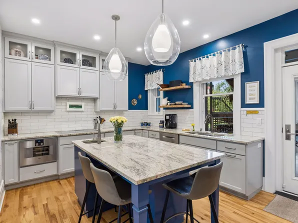 436 Portland Ave APT 9, Saint Paul, MN 55102