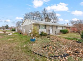 35886 Thames St, Westland, MI 48186