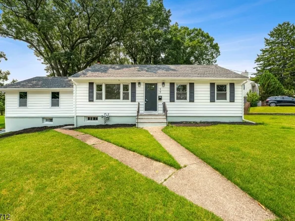 76 Dawn Ave, North Haledon Boro, NJ 07508