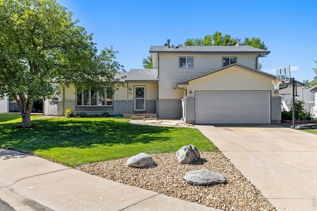 619 Blue Mountain Ct