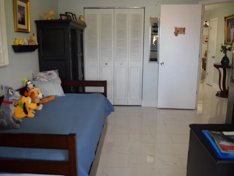 1 Lake Vista Trl #201 — Photo 17