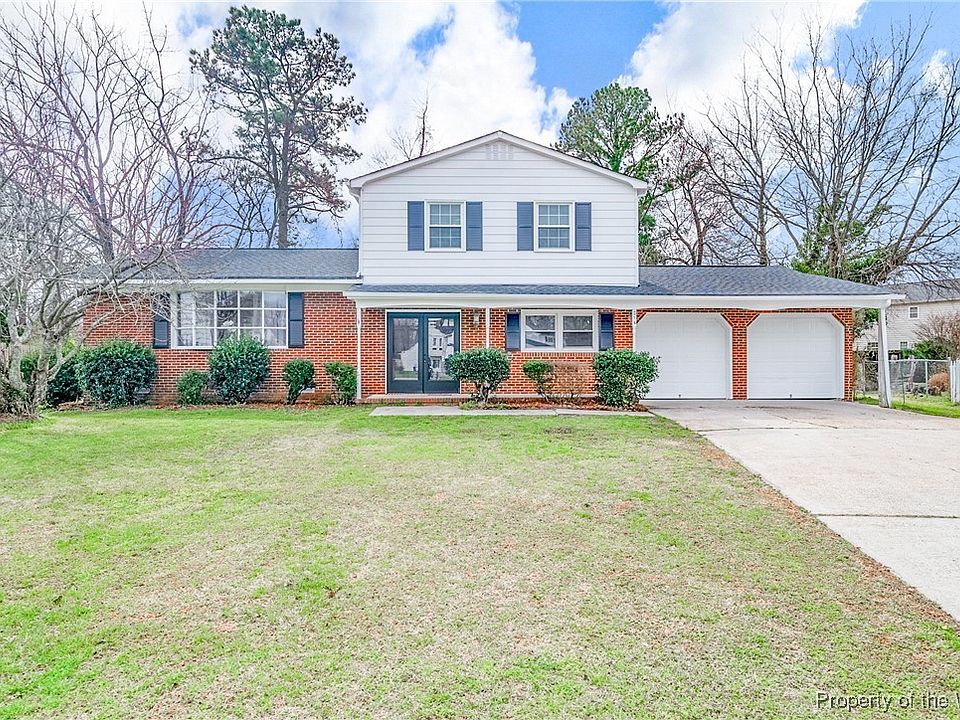 1st image of 214 Cremona Dr