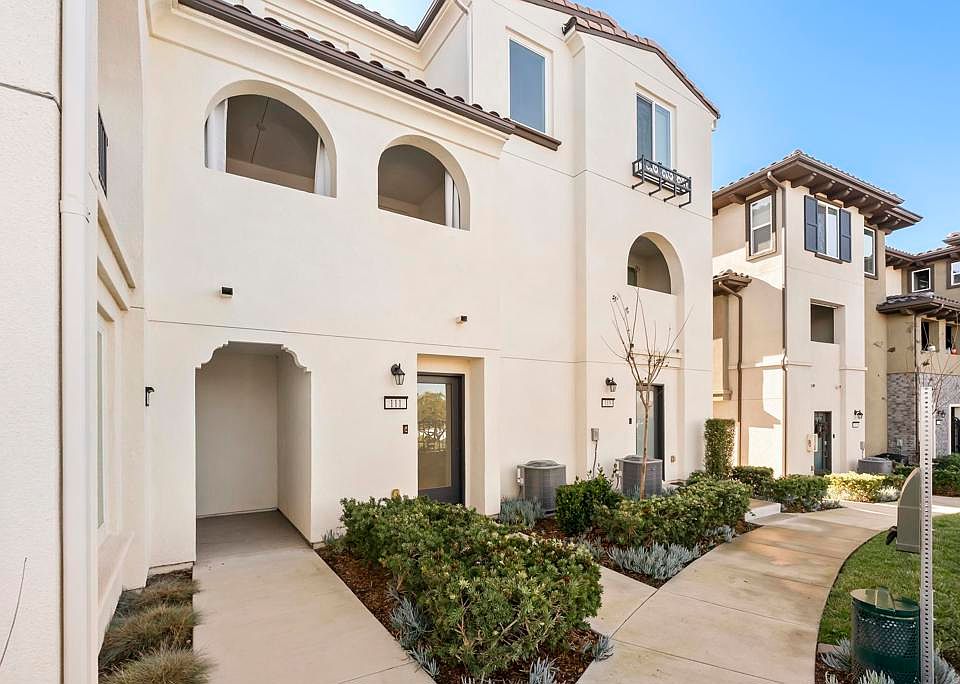 1st image of 13480 Lopelia Meadows Pl #111