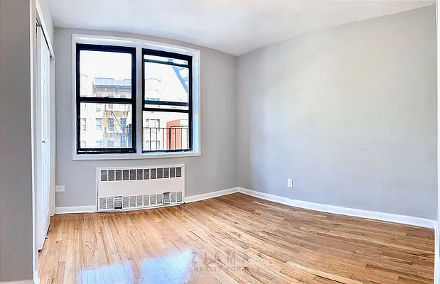 Rented by Zjama Realty Corp | media 4