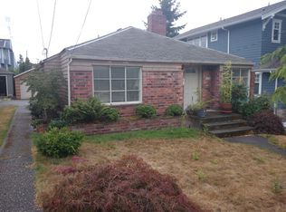 4135 SW Southern St, Seattle, WA 98136