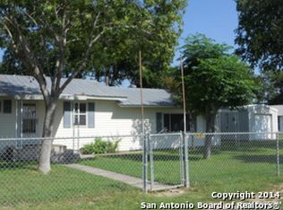 10960 Kinney Rd, Atascosa, TX 78002