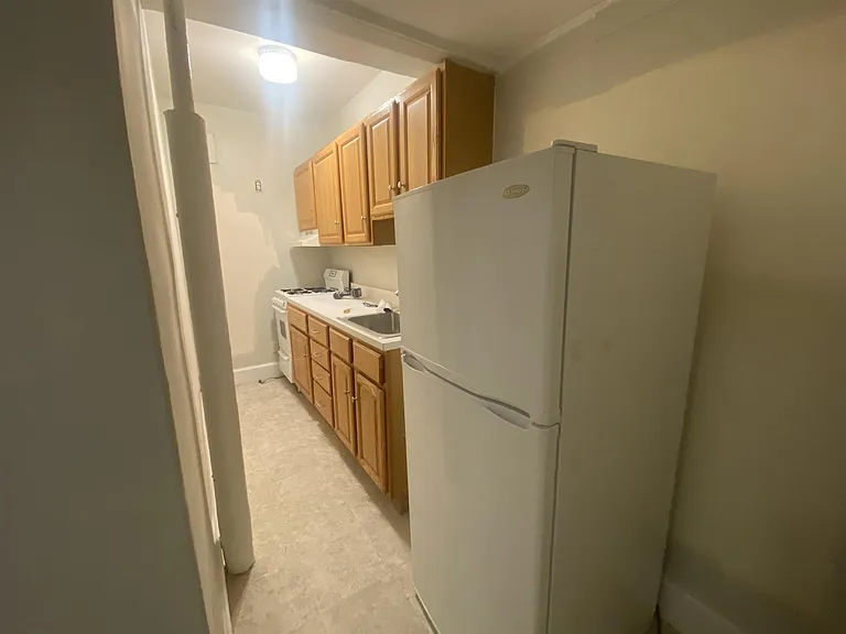 175 Summer St #5 — Photo 12