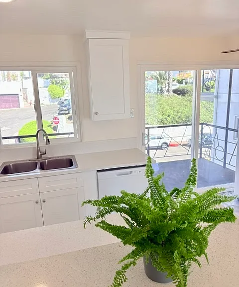 520 Avenida Victoria #7 — Photo 17