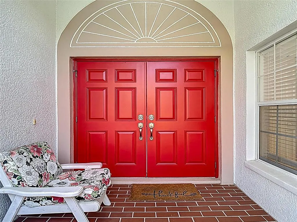 3 bed, 2.0 bath, 1390 sqft, $2,600 — Photo 4