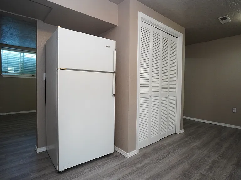 2210 S Owyhee St — Photo 13