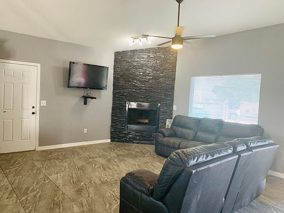3rd image of 10077 Stedham Cir